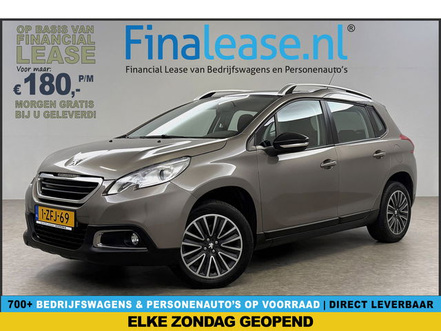 Peugeot 2008 - 1.2 PureTech Pano Airco Trekhaak LED Navi PDC 16&quot;LMV 