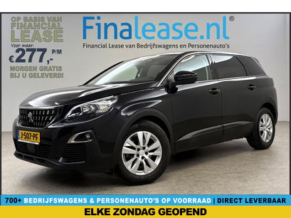 Peugeot 5008 - 1.2 PureTech 7 Persoons LED Trekhaak Camera Virtual Carplay Navi PDC 17''LMV 